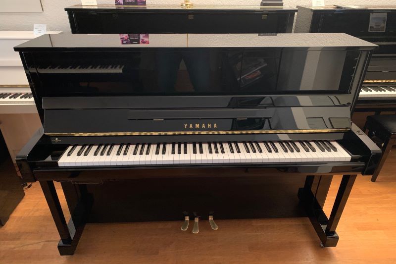 Yamaha Klavier B3 SC2 Silent Baujahr 2019 Schwarz Poliert